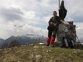 Da Fuipiano giro ad anello: Zuc di Valbona - Passo-Bocca del Grassello - Canti - Tre Faggi - 13 aprile 09  - FOTOGALLERY